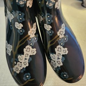 HUNTER boots girls floral never worn size 6
